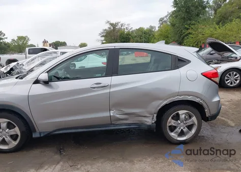 2022 Honda Hr-V Awd Lx из США, поврежденный, VIN 3CZRU6H33NM766297